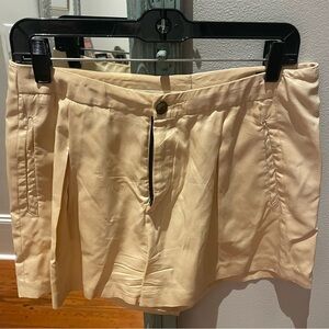 Women's Cream Shorts